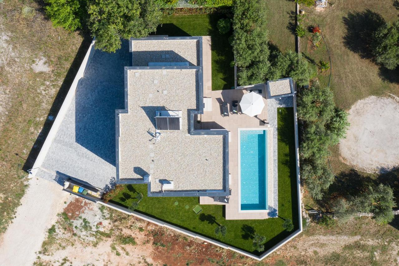 Villa Leola Ližnjan Eksteriør bilde